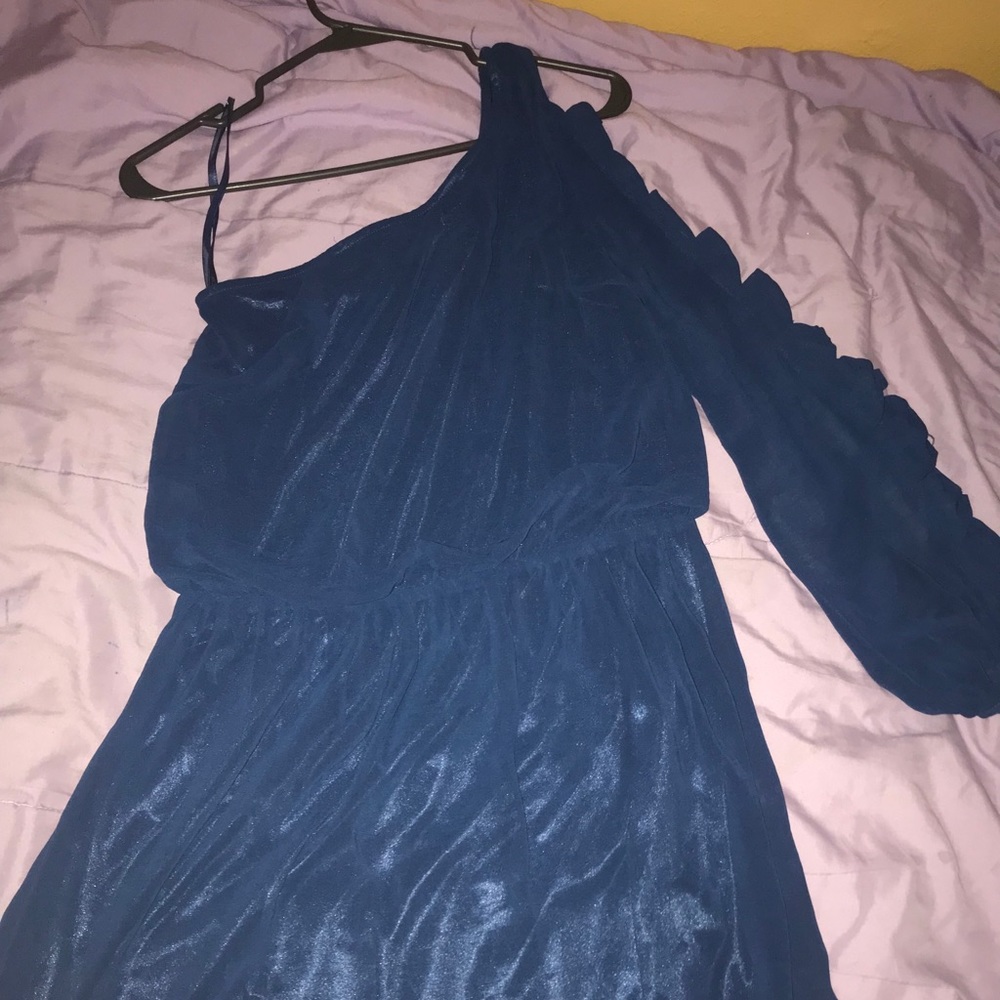 One shoulder dress